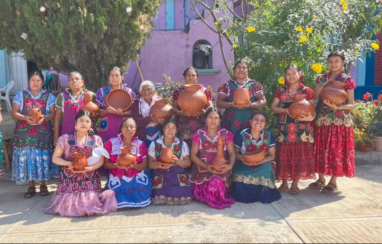 Las Mujeres del Barro Rojo